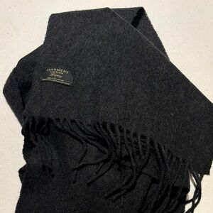 Pure cashmere grey scarf